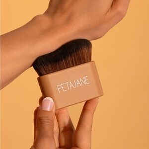 Peta Jane Body Perfecting Brush